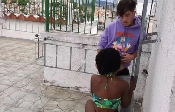 Peituda brasileurinhas fode na favela
